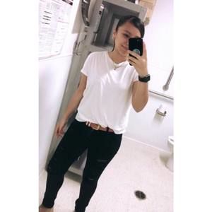 Meet your Posher, Veronica